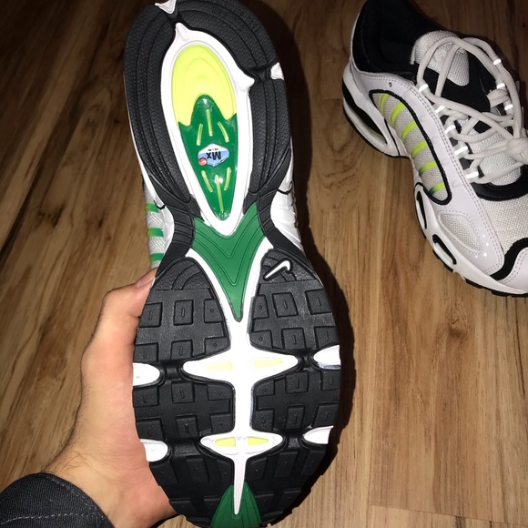 Nike Tailwind - Picture 3 of 4